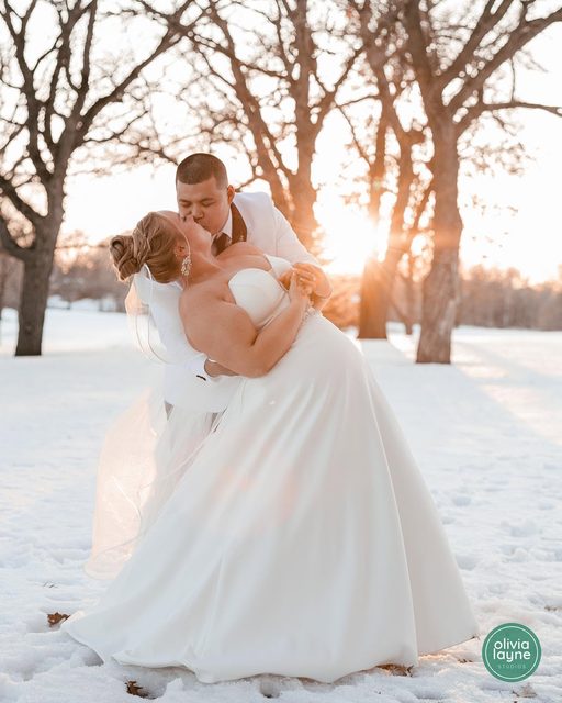 Olivia Layne Studios wedding photograph 5