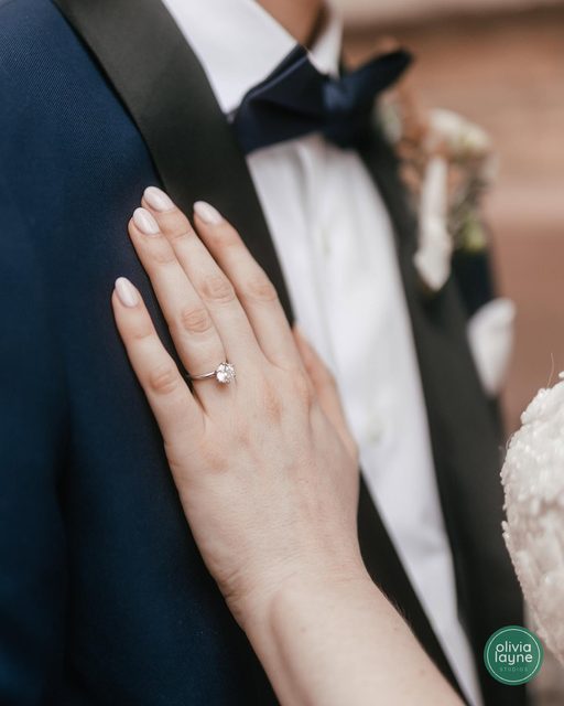 Olivia Layne Studios wedding photograph 8
